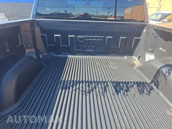 2022 Chevrolet Silverado 1500 LT Crew Cab Short Bed 1LT - miniatura 16