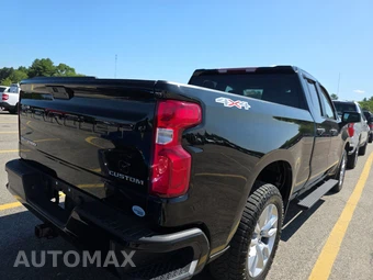2022 Chevrolet Silverado 1500 LTD Custom Extended Cab Medium Bed 1CX - miniatura 4