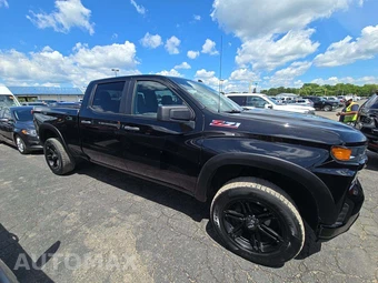 2022 Chevrolet Silverado 1500 LTD Custom Trail Boss Crew Cab Medium Bed 2CX - miniatura 4