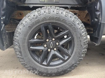 2022 Chevrolet Silverado 1500 LTD Custom Trail Boss Crew Cab Short Bed 2CX - miniatura 5