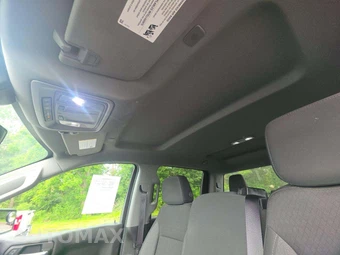 2022 Chevrolet Silverado 1500 LTD Custom Trail Boss Crew Cab Short Bed 2CX - miniatura 11