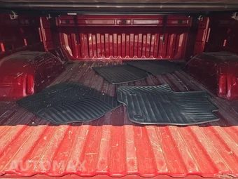 2022 Chevrolet Silverado 1500 LTD Custom Trail Boss Crew Cab Short Bed 2CX - miniatura 16