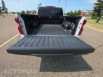2022 Chevrolet Silverado 1500 LTD LT Crew Cab Short Bed 2FL - miniatura 11