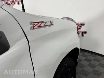 2022 Chevrolet Silverado 1500 LTD LT Trail Boss Crew Cab Short Bed 2LT - miniatura 30