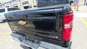 2022 Chevrolet Silverado 1500 LTD LTZ Crew Cab Short Bed 1LZ - miniatura 19