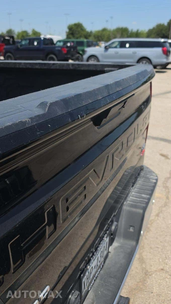 2022 Chevrolet Silverado 1500 LTD LTZ Crew Cab Short Bed 1LZ - miniatura 19