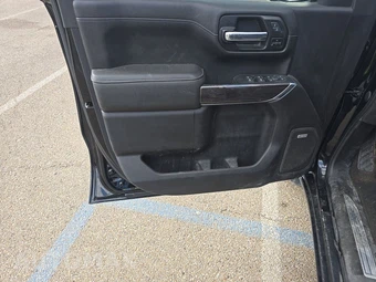 2022 Chevrolet Silverado 1500 LTD LTZ Crew Cab Short Bed 1LZ - miniatura 9