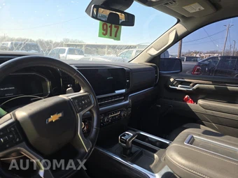 2022 Chevrolet Silverado 1500 LTZ Crew Cab Short Bed 1LZ - miniatura 11