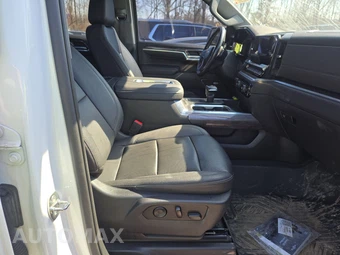 2022 Chevrolet Silverado 1500 LTZ Crew Cab Short Bed 1LZ - miniatura 8