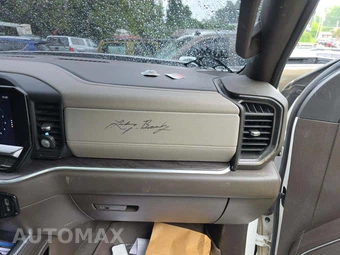 2022 Chevrolet Silverado 1500 LTZ Crew Cab Short Bed 1LZ - miniatura 18