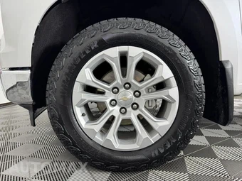 2022 Chevrolet Silverado 1500 LTZ Crew Cab Short Bed 1LZ - miniatura 47
