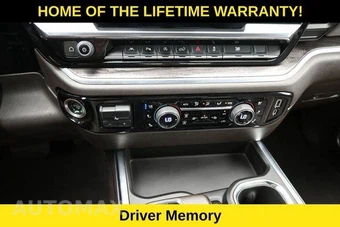 2022 Chevrolet Silverado 1500 LTZ Crew Cab Short Bed 1LZ - miniatura 32