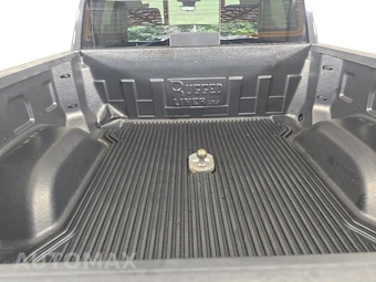 2022 Chevrolet Silverado 1500 LTZ Crew Cab Short Bed 1LZ - miniatura 17