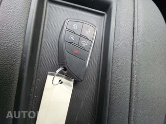 2022 Chevrolet Silverado 1500 RST Crew Cab Short Bed 1SP - miniatura 8