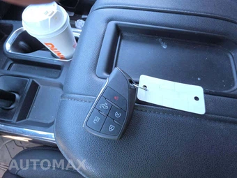 2022 Chevrolet Silverado 1500 RST Crew Cab Short Bed 1SP - miniatura 8