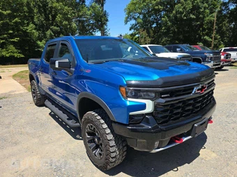 2022 Chevrolet Silverado 1500 ZR2 Crew Cab Short Bed 3LT - miniatura 4