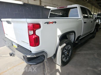 2022 Chevrolet Silverado 2500HD Custom Crew Cab Medium Bed 1CX - miniatura 4
