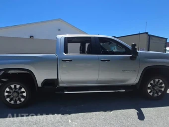 2022 Chevrolet Silverado 2500HD Custom Crew Cab Medium Bed 1CX - miniatura 5