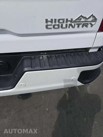 2022 Chevrolet Silverado 2500HD High Country Crew Cab Medium Bed - miniatura 24