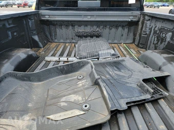 2022 Chevrolet Silverado 2500HD High Country Crew Cab Medium Bed 3LZ - miniatura 16