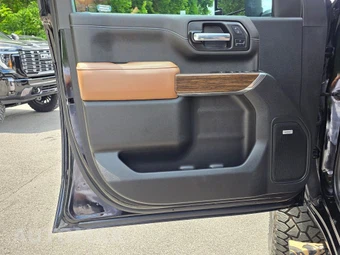 2022 Chevrolet Silverado 2500HD High Country Crew Cab Medium Bed 3LZ - miniatura 28