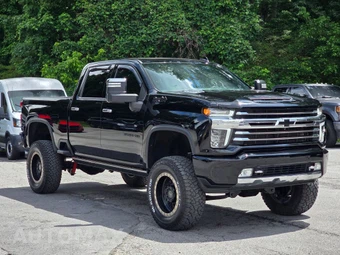 2022 Chevrolet Silverado 2500HD High Country Crew Cab Medium Bed 3LZ - miniatura 9