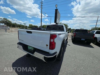 2022 Chevrolet Silverado 2500HD LT Crew Cab Medium Bed 1LT - miniatura 3