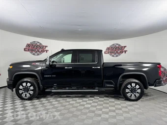 2022 Chevrolet Silverado 2500HD LTZ Crew Cab Medium Bed 1LZ - miniatura 4