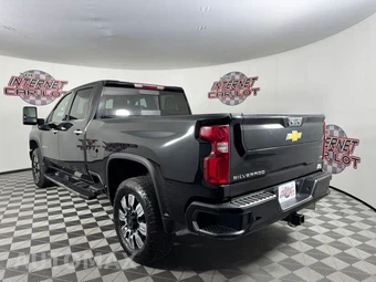 2022 Chevrolet Silverado 2500HD LTZ Crew Cab Medium Bed 1LZ - miniatura 5