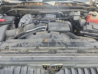 2022 Chevrolet Silverado 3500HD Cab Chassis LT Crew Cab 1LT DRW - miniatura 15