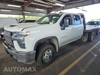 2022 Chevrolet Silverado 3500HD Cab Chassis LT Crew Cab 1LT DRW