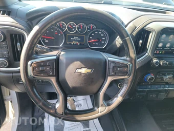 2022 Chevrolet Silverado 3500HD Cab Chassis LT Crew Cab 1LT DRW - miniatura 10