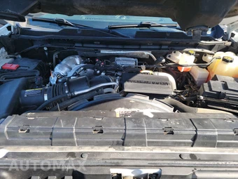 2022 Chevrolet Silverado 3500HD Cab Chassis LT Crew Cab 1LT DRW - miniatura 15