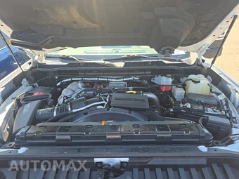 2022 Chevrolet Silverado 3500HD Cab Chassis LT Crew Cab 1LT DRW - miniatura 15
