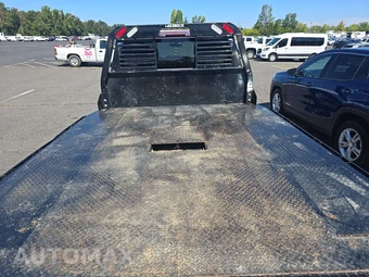 2022 Chevrolet Silverado 3500HD Cab Chassis LT Crew Cab 1LT DRW - miniatura 16