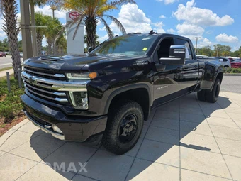 2022 Chevrolet Silverado 3500HD High Country Crew Cab Long Bed 3LZ DRW - samochód z USA z aukcji Manheim, oferta Kup Teraz w AUTOMAX