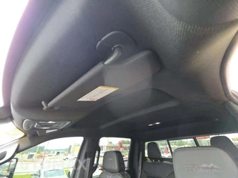 2022 Chevrolet Silverado 3500HD High Country Crew Cab Medium Bed 3LZ - miniatura 11