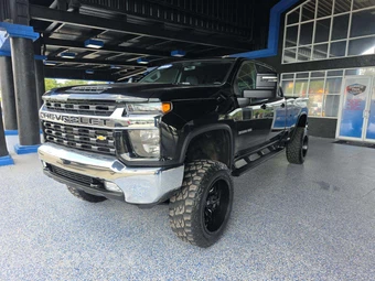 2022 Chevrolet Silverado 3500HD LT Crew Cab Long Bed 1LT