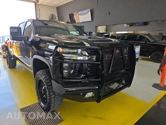 2022 Chevrolet Silverado 3500HD LT Crew Cab Long Bed 1LT - miniatura 3