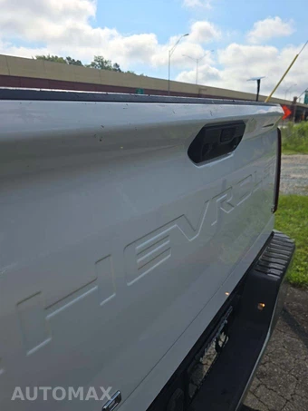 2022 Chevrolet Silverado 3500HD LT Crew Cab Long Bed 1LT DRW - miniatura 30
