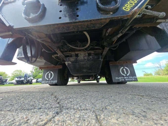 2022 Chevrolet SILVERADO MEDIUM DUTY Base - miniatura 11