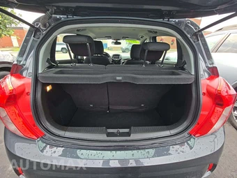 2022 Chevrolet Spark 1LT 1SD - miniatura 14