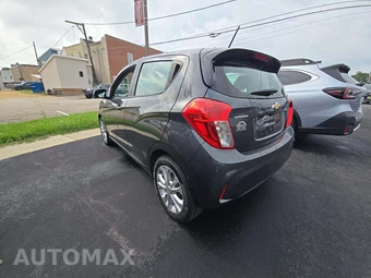 2022 Chevrolet Spark 1LT 1SD - miniatura 2