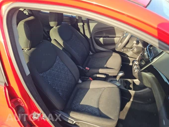 2022 Chevrolet Spark 1LT 1SD - miniatura 8