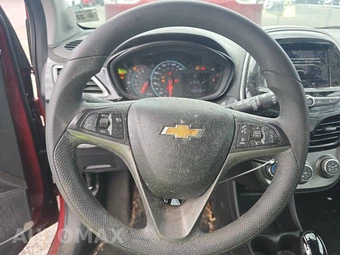 2022 Chevrolet Spark 1LT 1SD - miniatura 10