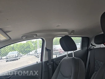 2022 Chevrolet Spark 1LT 1SD - miniatura 18