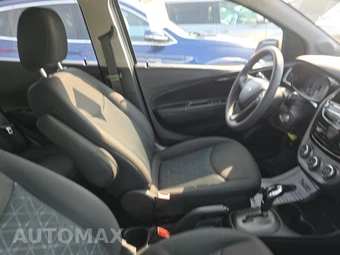 2022 Chevrolet Spark 1LT 1SD – miniatura 8