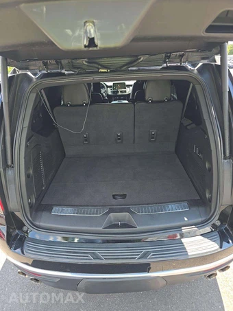 2022 Chevrolet Suburban High Country 3LZ - miniatura 15