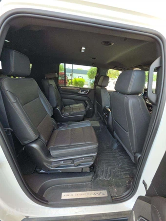 2022 Chevrolet Suburban High Country 3LZ - miniatura 17