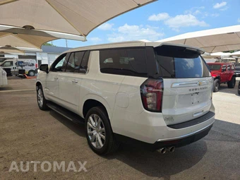 2022 Chevrolet Suburban High Country 3LZ - miniatura 2